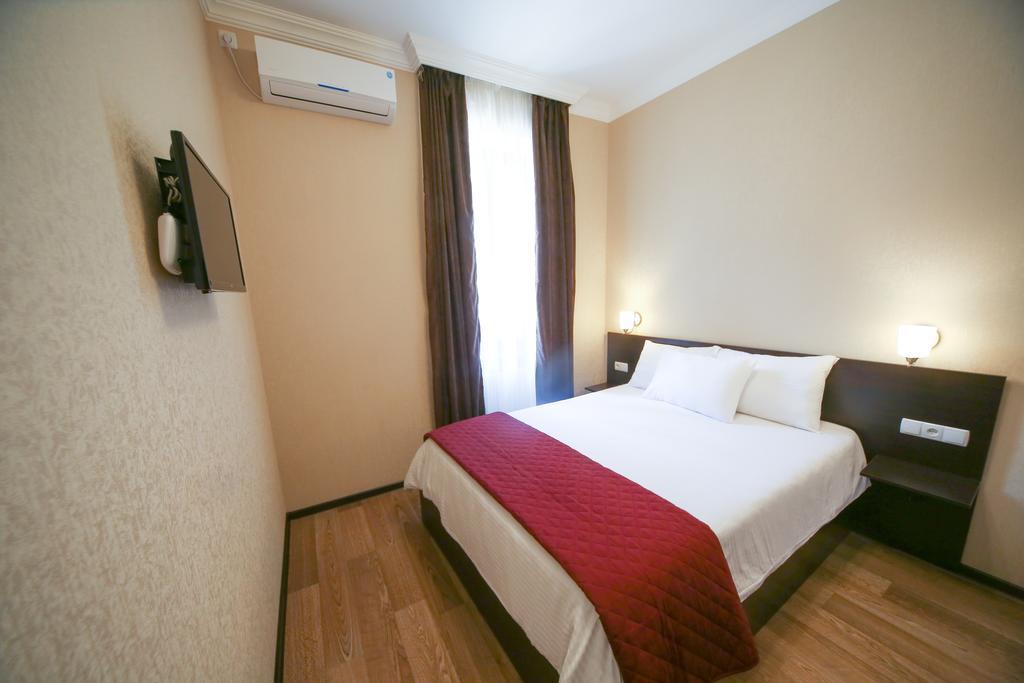 Four Seasons Borjomi Hotel Екстериор снимка